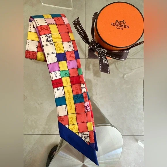 NIB HERMES Silk Bolduc Au Carre Twilly Corail Jaune Multicolor - Picture 3 of 13